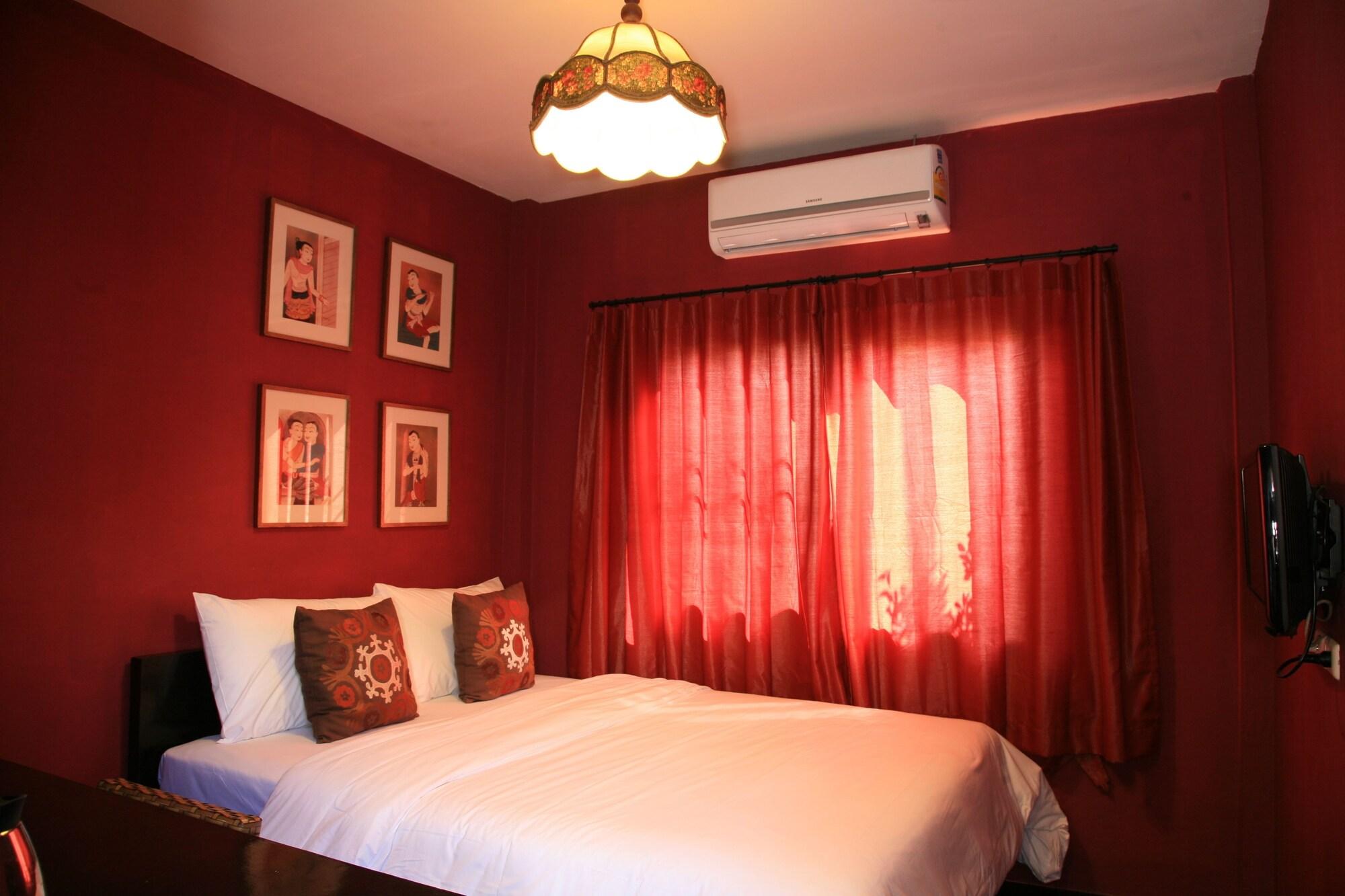 Lilu Chiang Mai Hotel Екстериор снимка